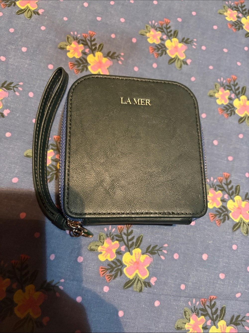 La Mer Leather Green zip Pouch